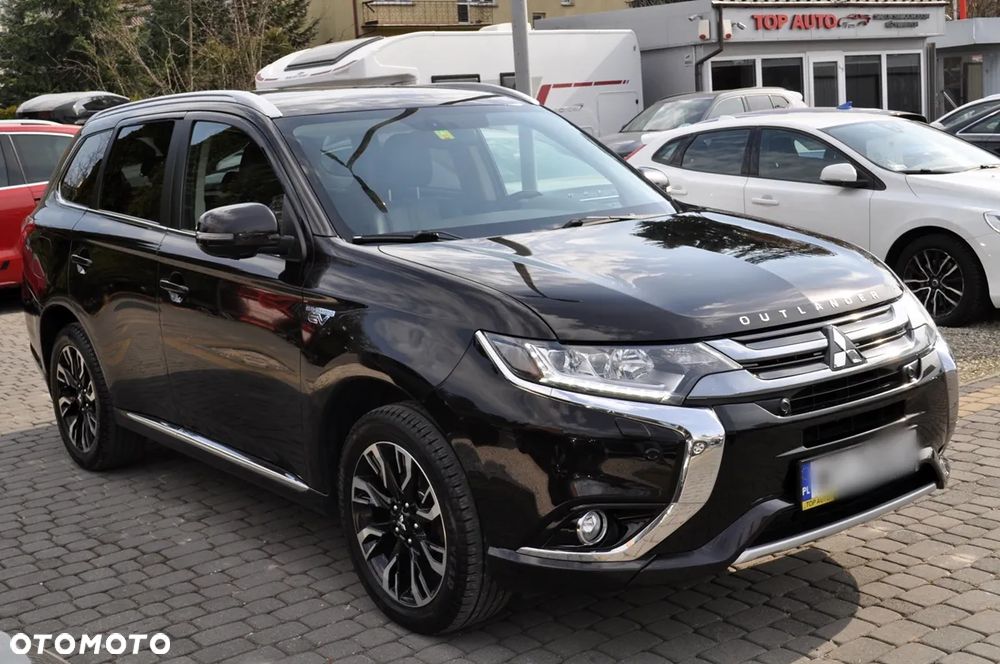 Mitsubishi Outlander - 8