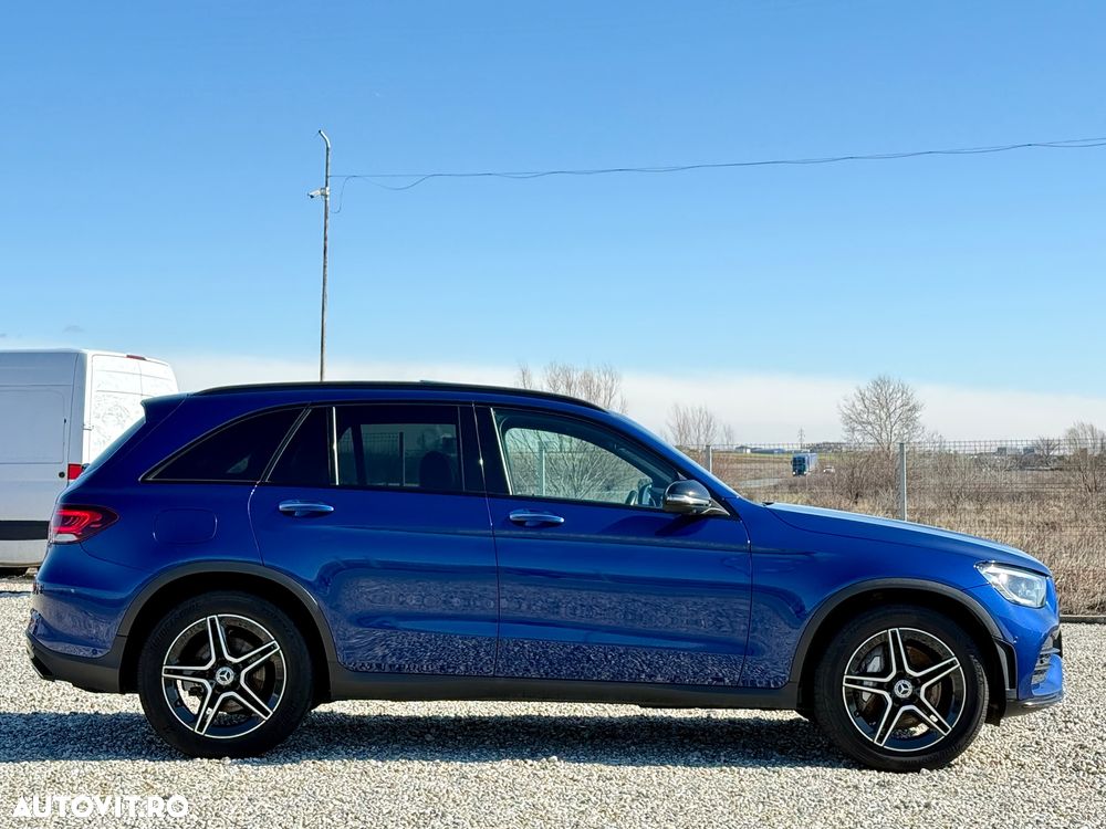 Mercedes-Benz GLC - 11