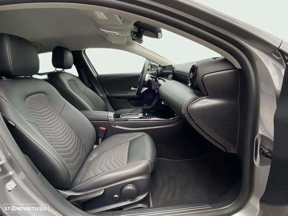 Mercedes-Benz A 200 Style Plus Aut. - 10