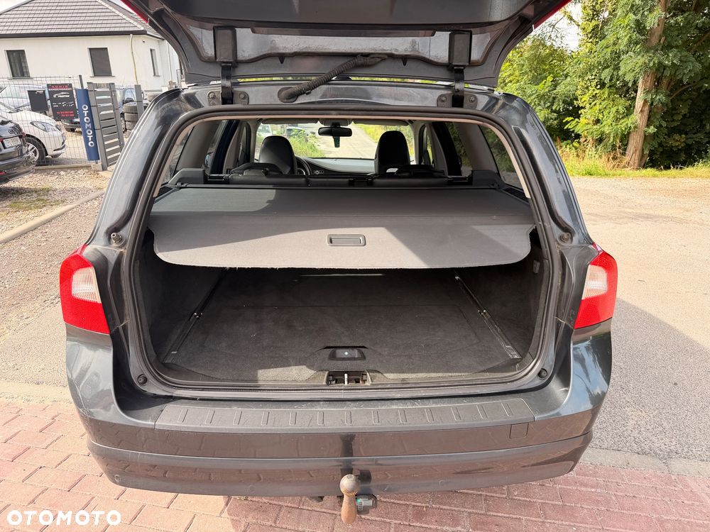 Volvo V70 D3 Geartronic Kinetic - 12