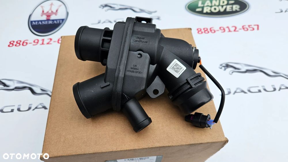 Jaguar XJ 351 LIFT 2015-2019 3.0 SC 340 KM 306PS AWD RWD Termostat z czujnikiem Obudowa termostatu FX23-8A587-AG - 2