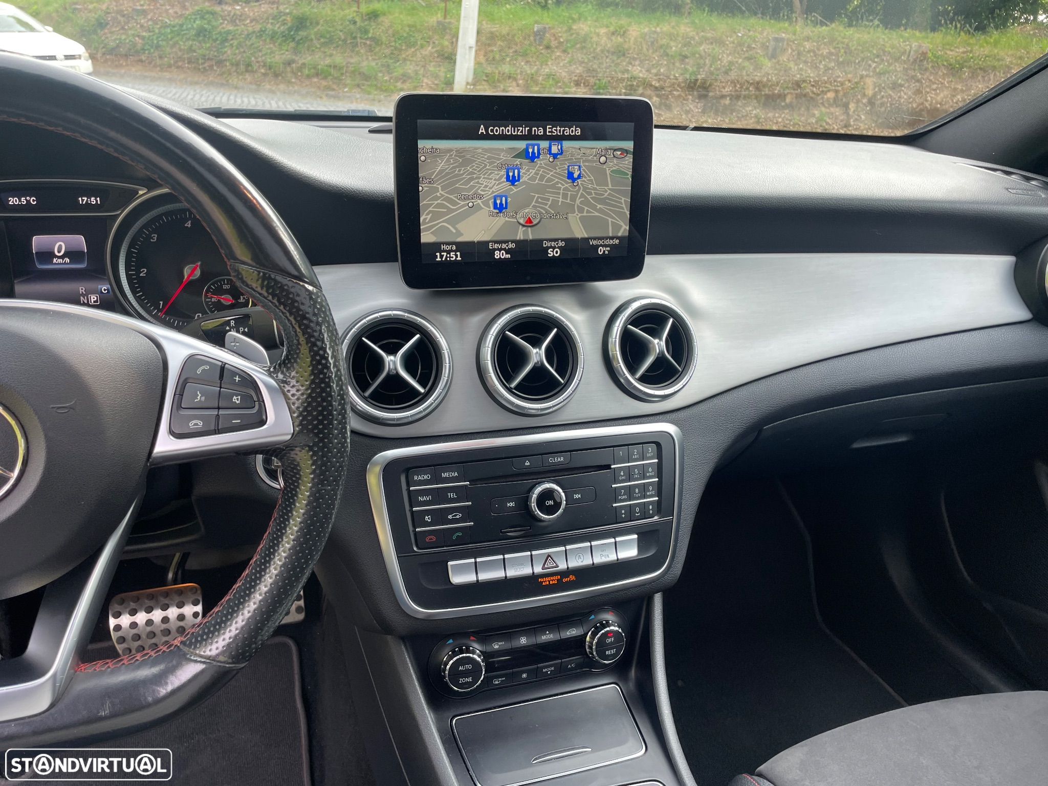 Mercedes-Benz CLA 180 d Shooting Brake AMG Line Aut. - 25