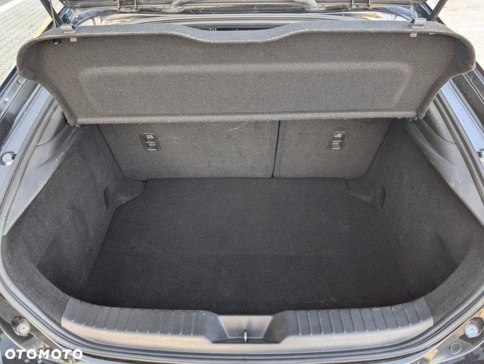 Mazda 3 - 30