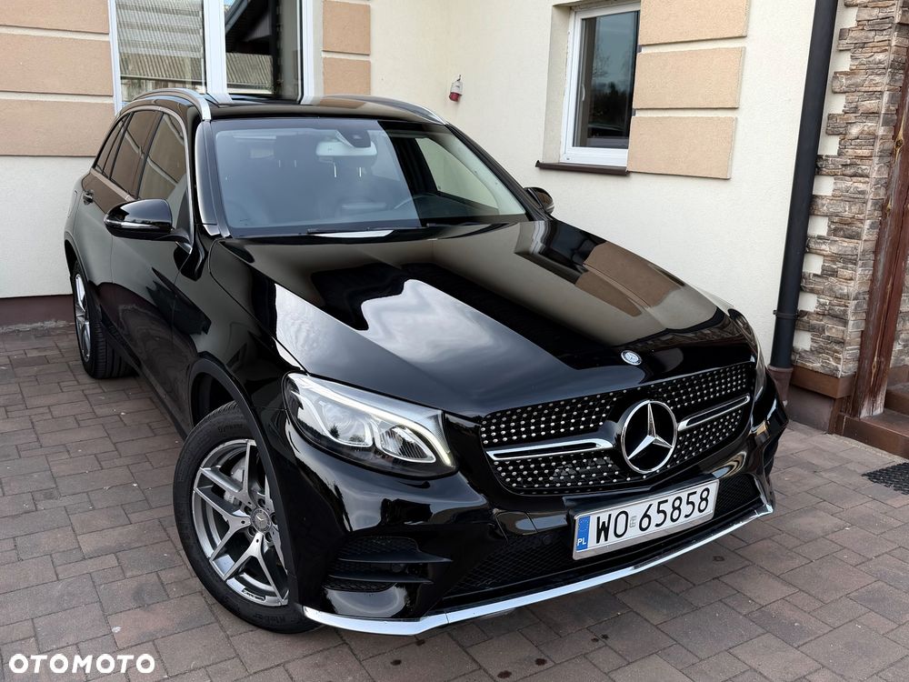 Mercedes-Benz GLC - 12