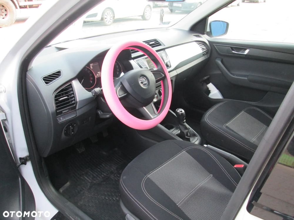Skoda Fabia - 9