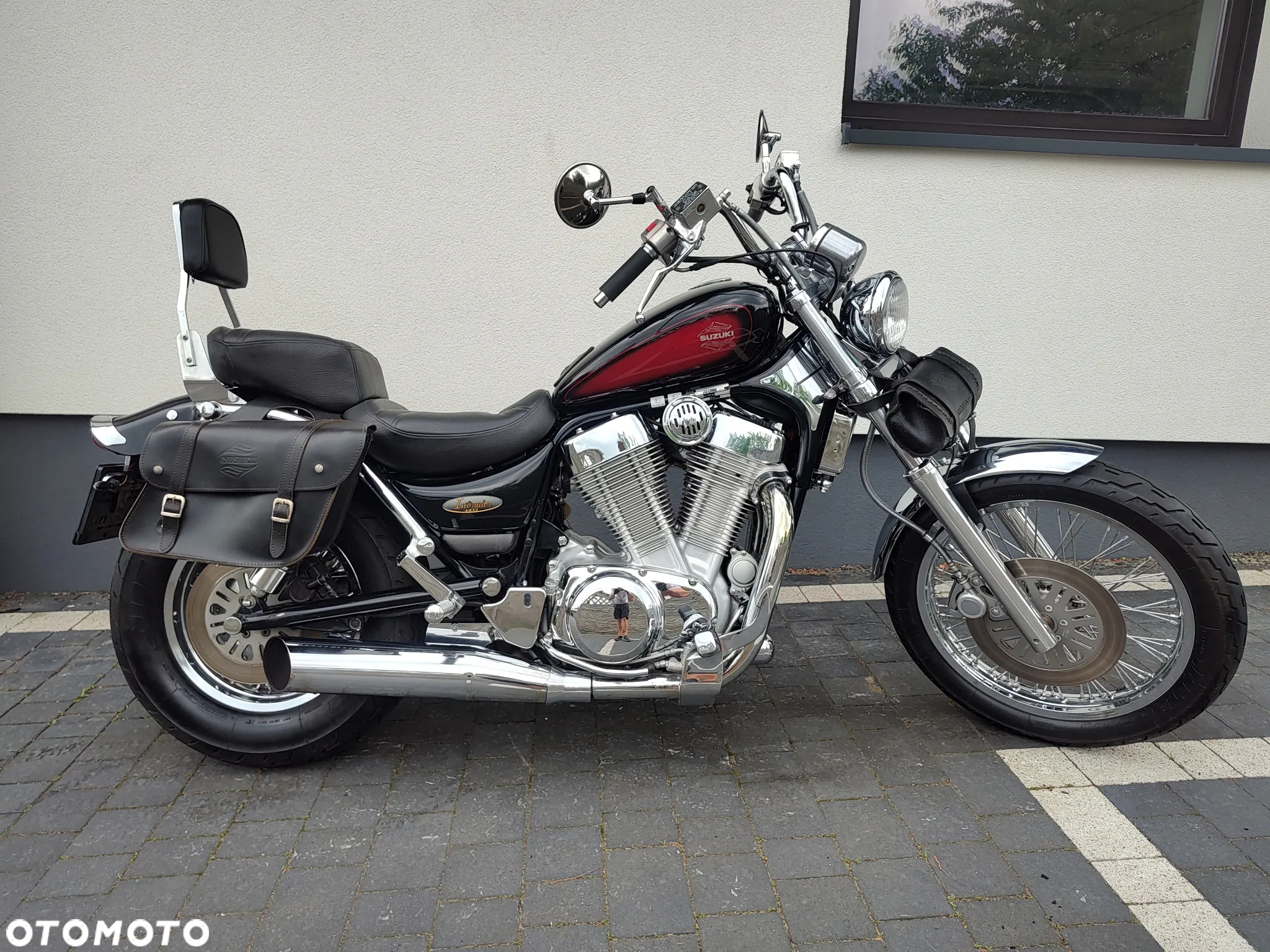 Suzuki Intruder - 2