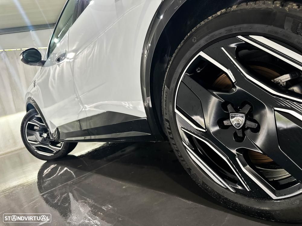 Peugeot E-3008 73 kWh GT - 8