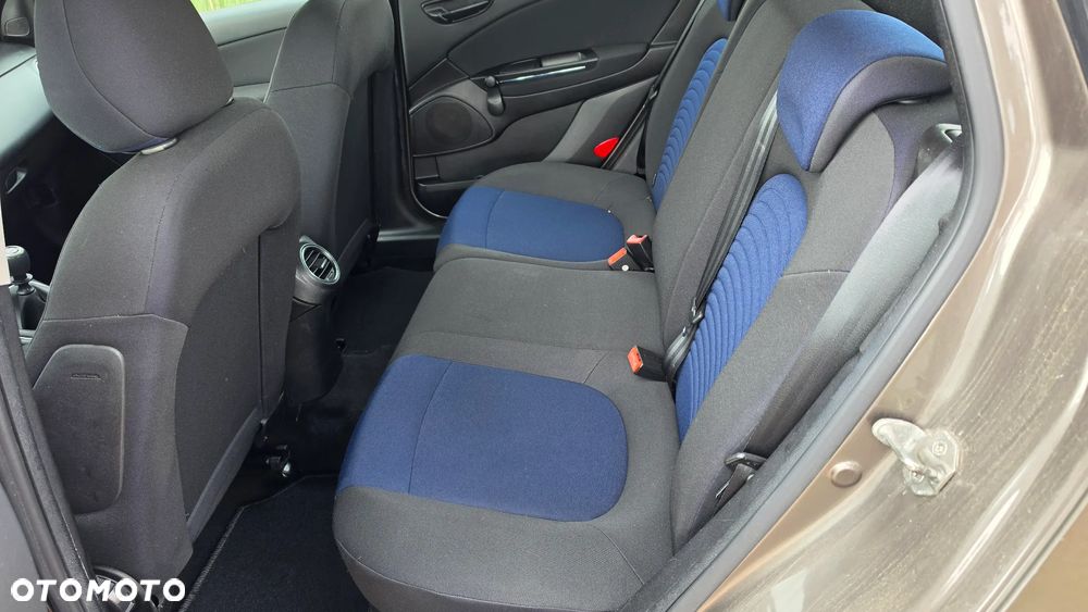 Fiat Bravo 1.4 16V Dynamic Euro5 - 13