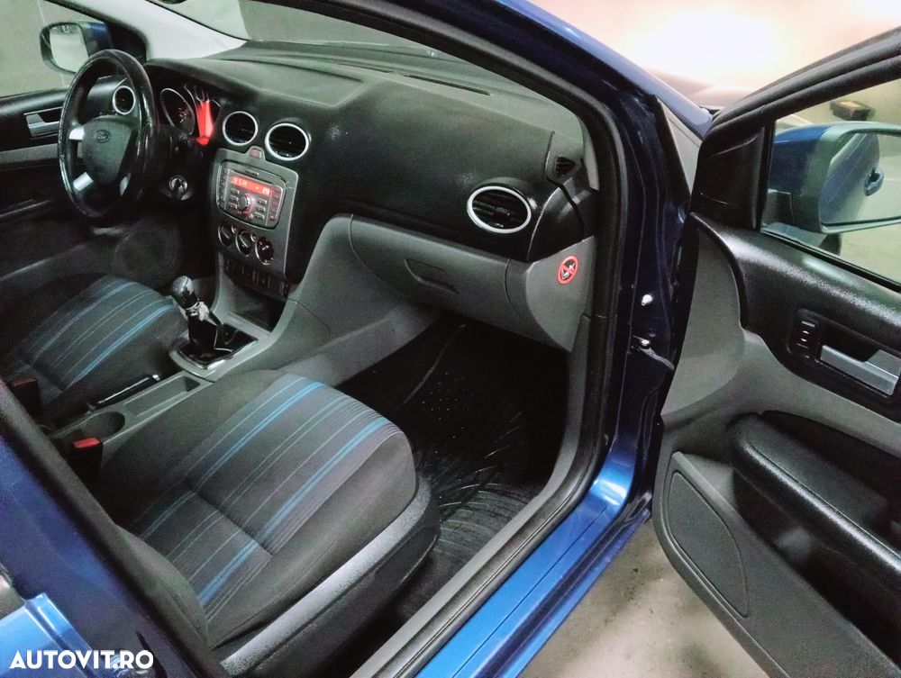 Ford Focus - 6