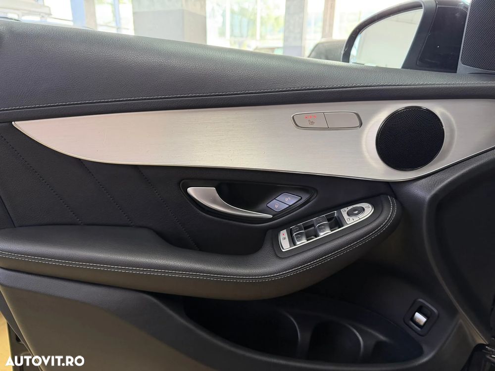 Mercedes-Benz GLC Coupe 220 d 4Matic 9G-TRONIC AMG Line - 14