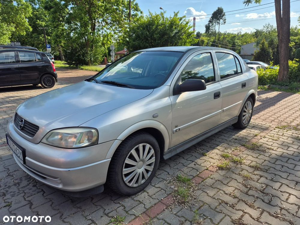 Opel Astra - 2
