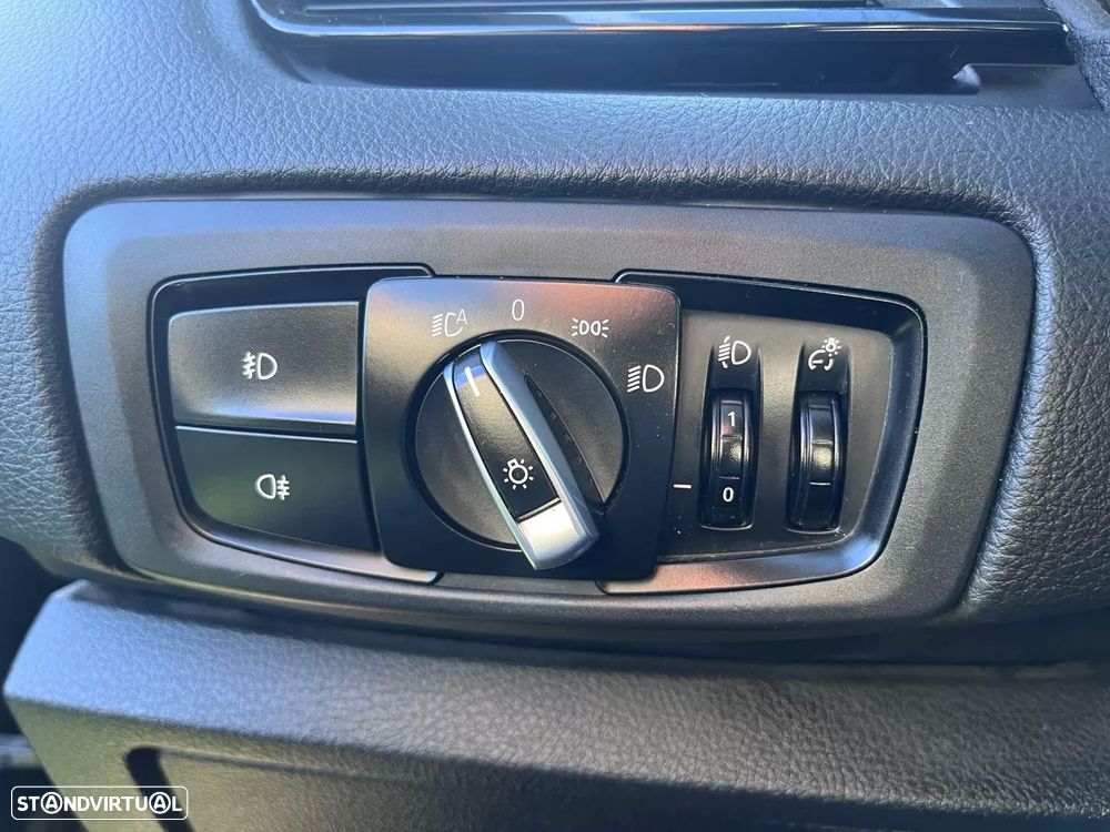 BMW 216 Gran Tourer d Line Sport - 21