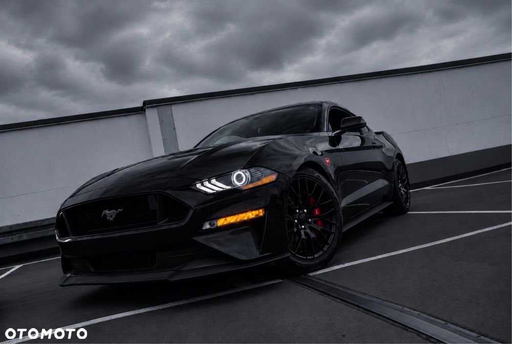 Ford Mustang - 1