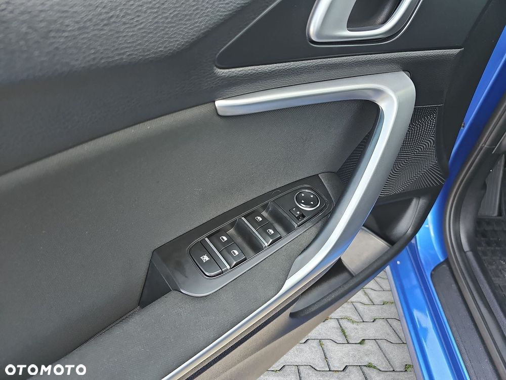 Kia Ceed 1.5 T-GDI M - 9