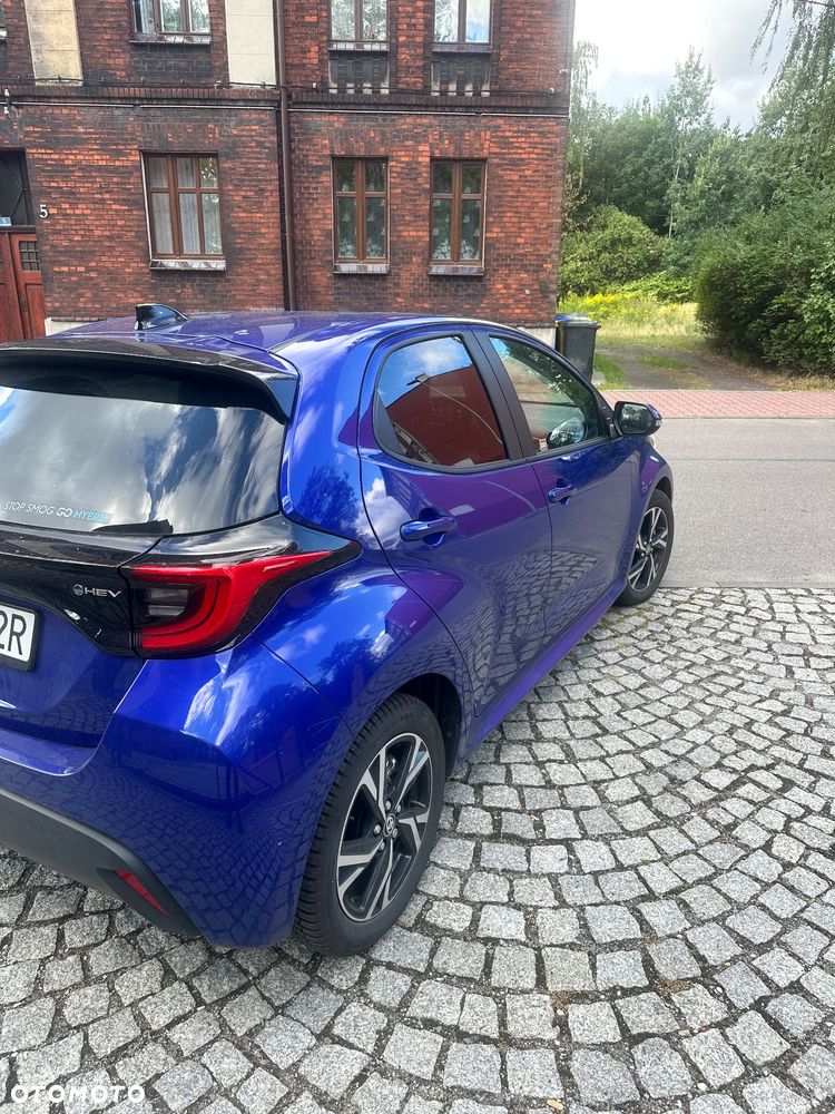 Toyota Yaris - 10