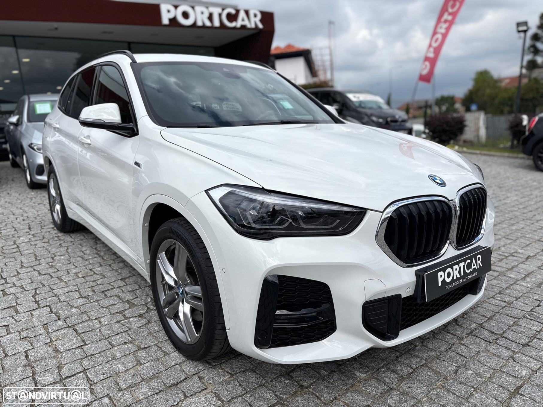 BMW X1 25 e xDrive Pack M - 1