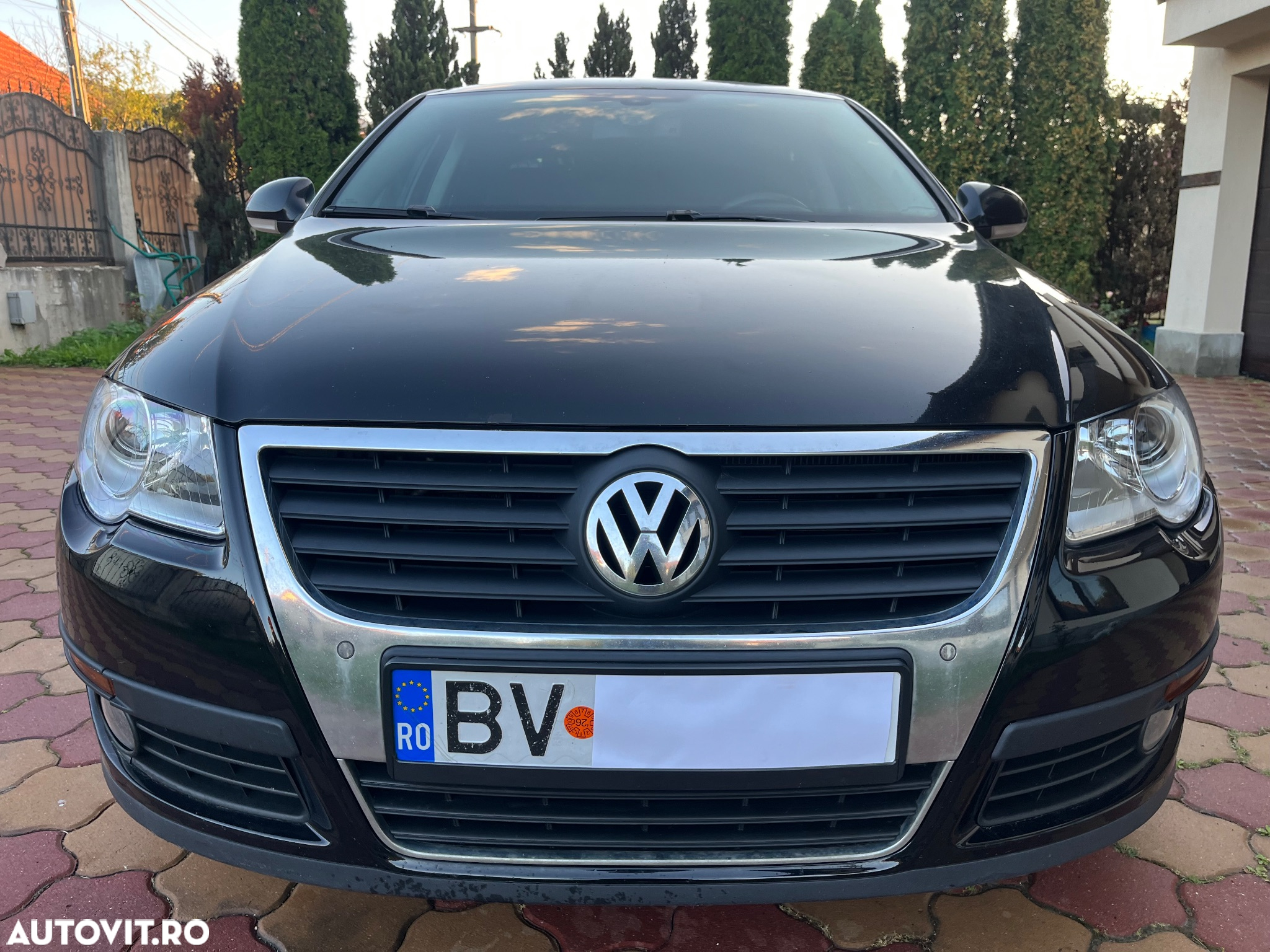 Volkswagen Passat Variant 2.0 TDI Blue TDI DSG Comfortline - 9