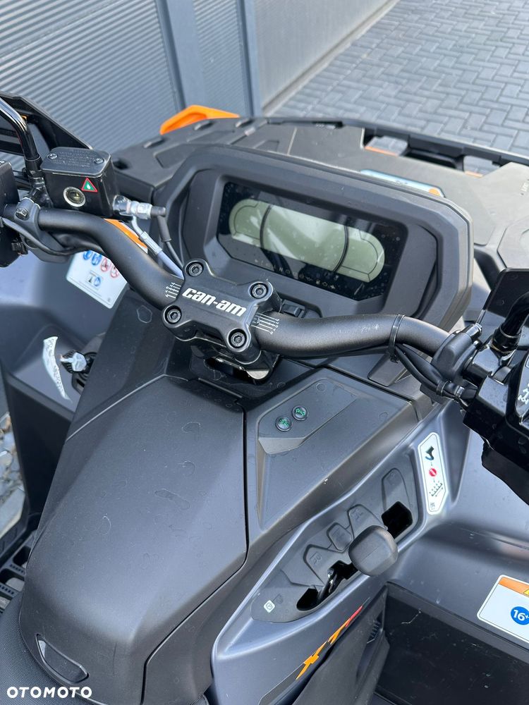 Can-Am Outlander Max - 7