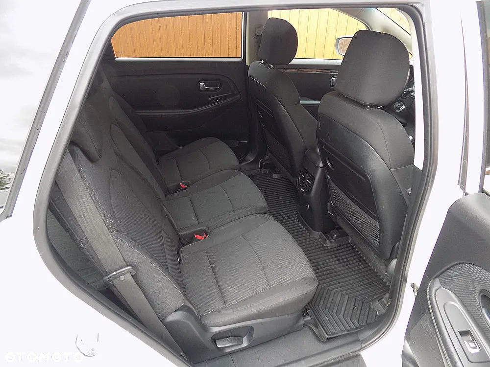 Kia Carens 1.7 CRDi M 7os - 7