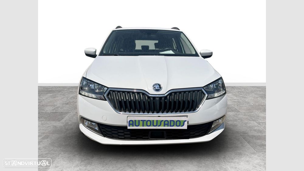 Skoda Fabia 1.0 TSI Ambition DSG — fotografia 6
