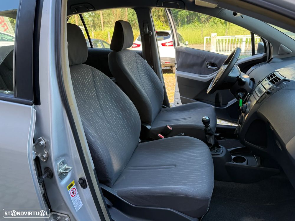 Toyota Yaris 1.4 D-4D Comfort+AC - 7