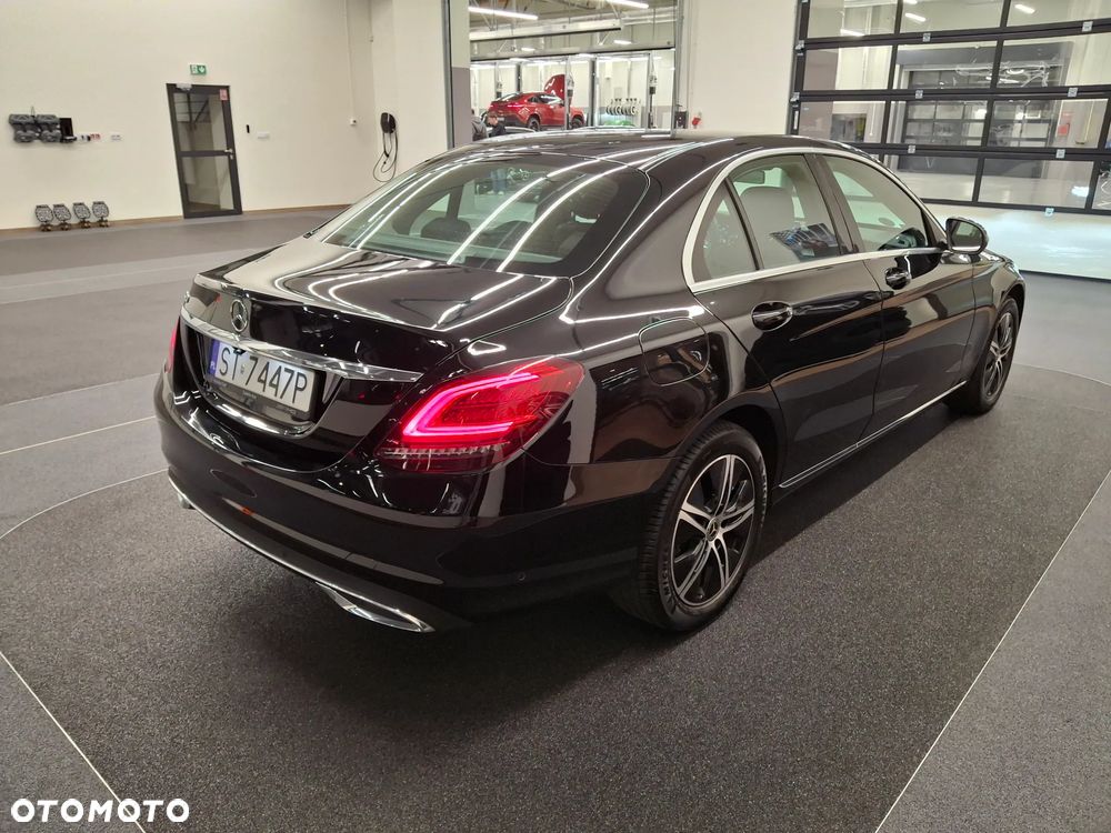 Mercedes-Benz C-Class 2019 photo 4