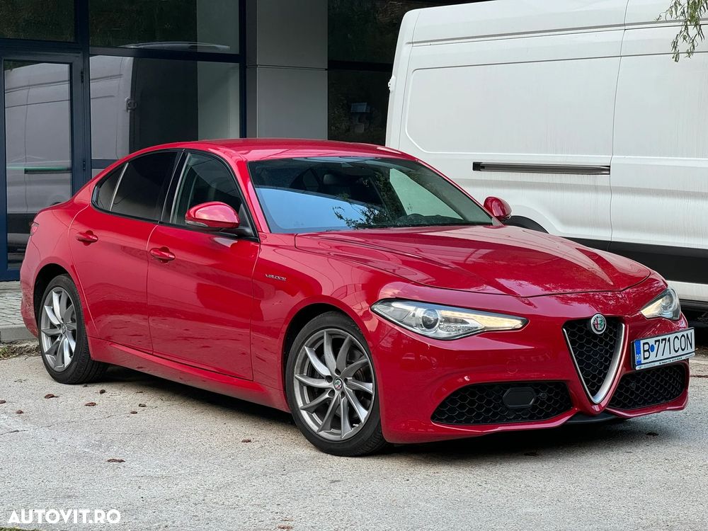Alfa Romeo Giulia 2.0 Turbo AWD AT8 Veloce - 3
