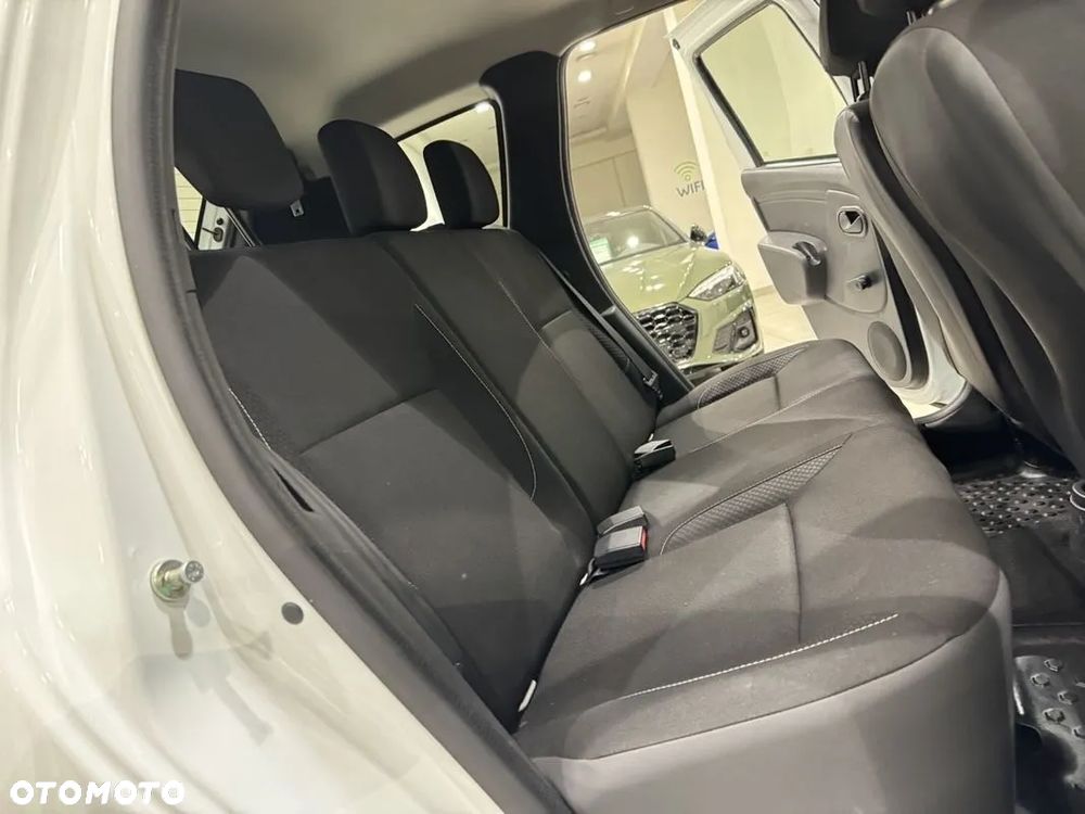 Dacia Duster 1.5 dCi Celebration - 28