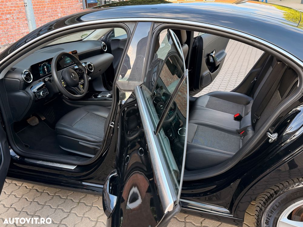 Mercedes-Benz CLA 180 d Coupe - 9