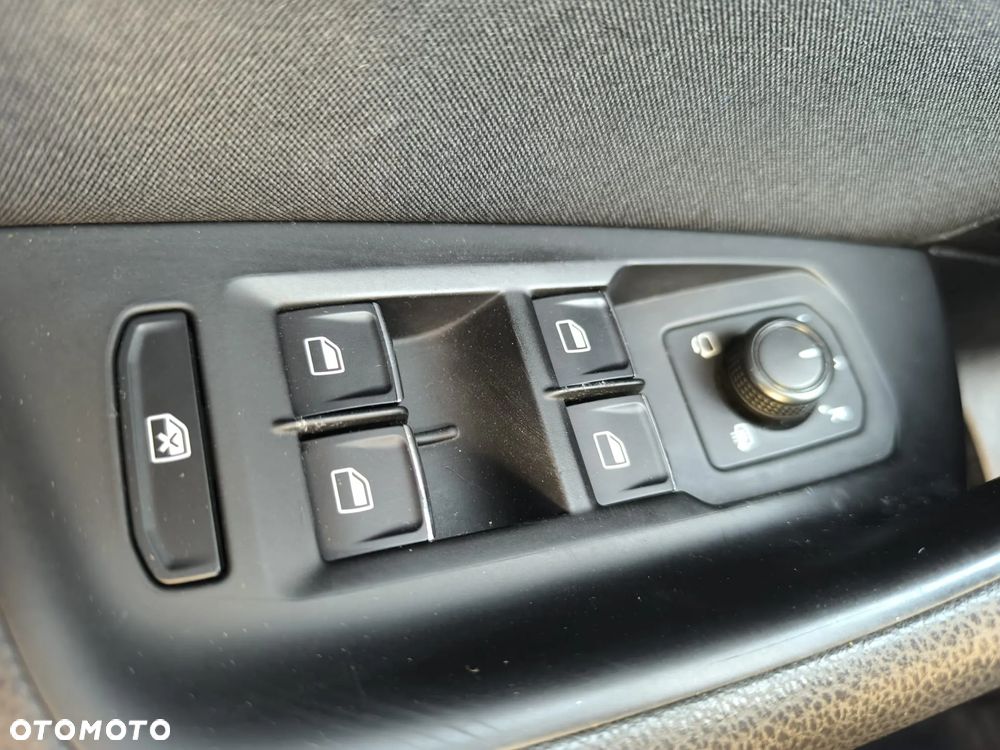 Volkswagen Passat 1.8 TSI BMT Comfortline DSG - 34