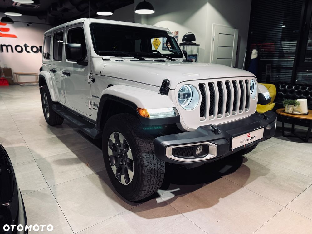 Jeep Wrangler Unlimited GME 2.0 Turbo Sahara - 2