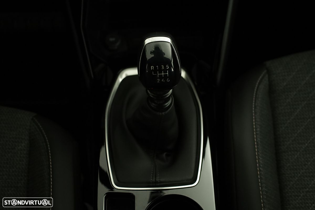 Peugeot 2008 1.2 PureTech Allure - 14