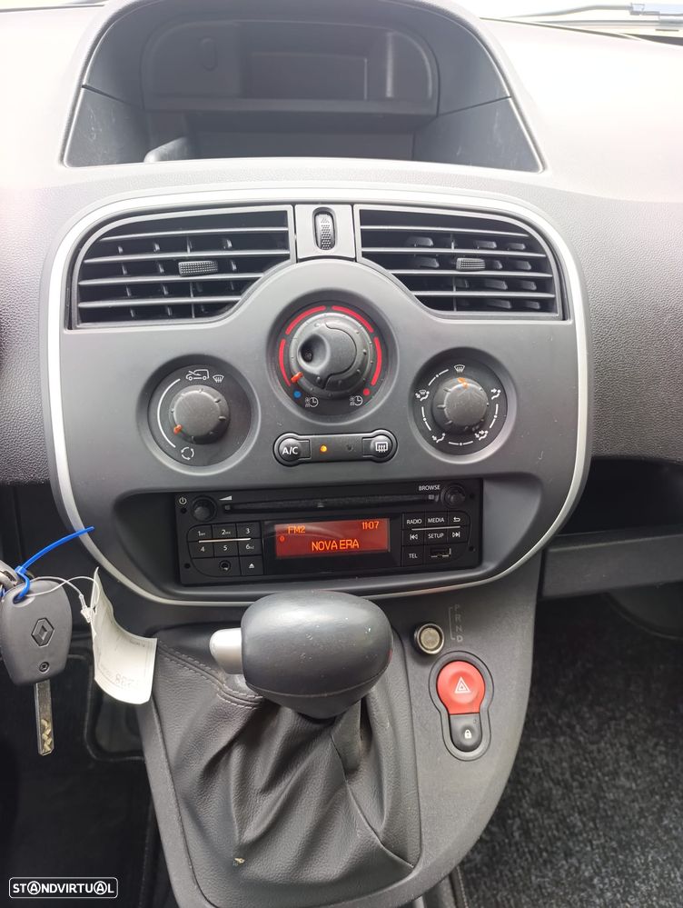 Renault Kangoo Z.E.33 KW - IVA DEDUTÍVEL - BATERIAS PRÓPRIAS - 8