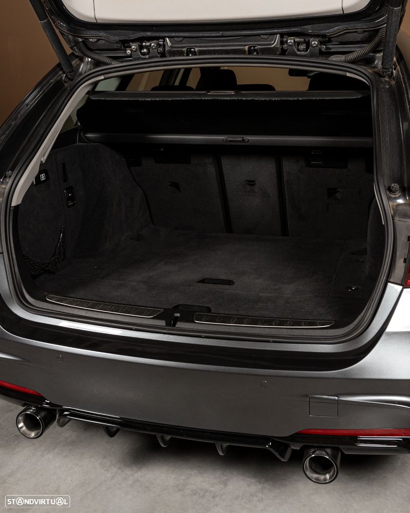 BMW 318 d Aut. M Sport - 31