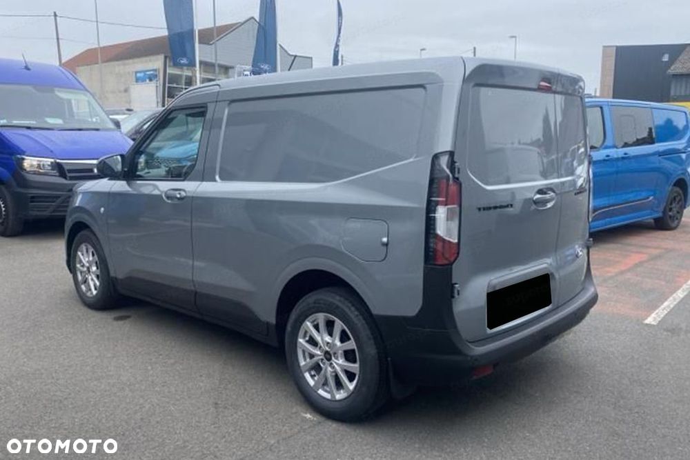 Ford Transit Courier Limited A7 1.0 125KM - 7