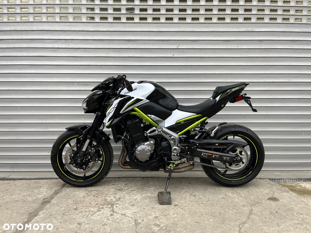 Kawasaki Z 900 - 28