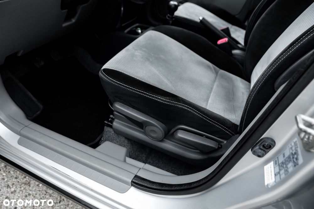 Suzuki SX4 1.6 Premium 4WD - 19