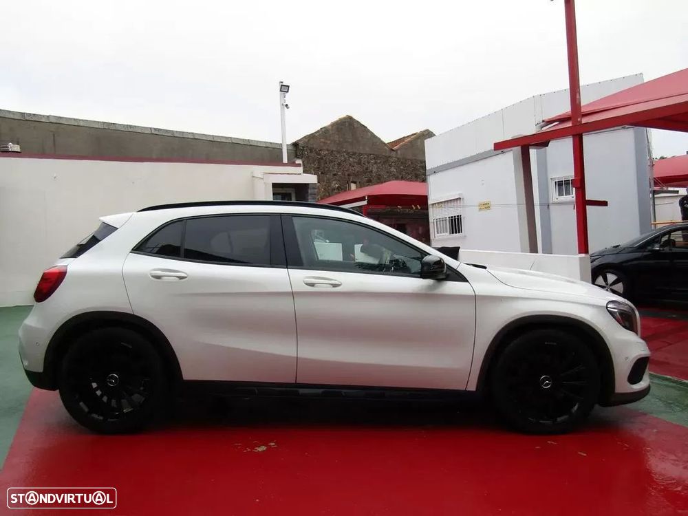 Mercedes-Benz GLA 220 CDI 4Matic 7G-DCT AMG Line - 15