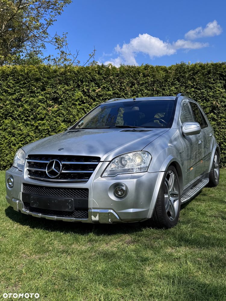 Mercedes-Benz ML 63 AMG 4-Matic - 9