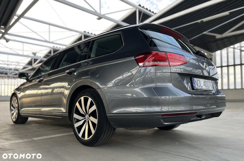 Volkswagen Passat - 11