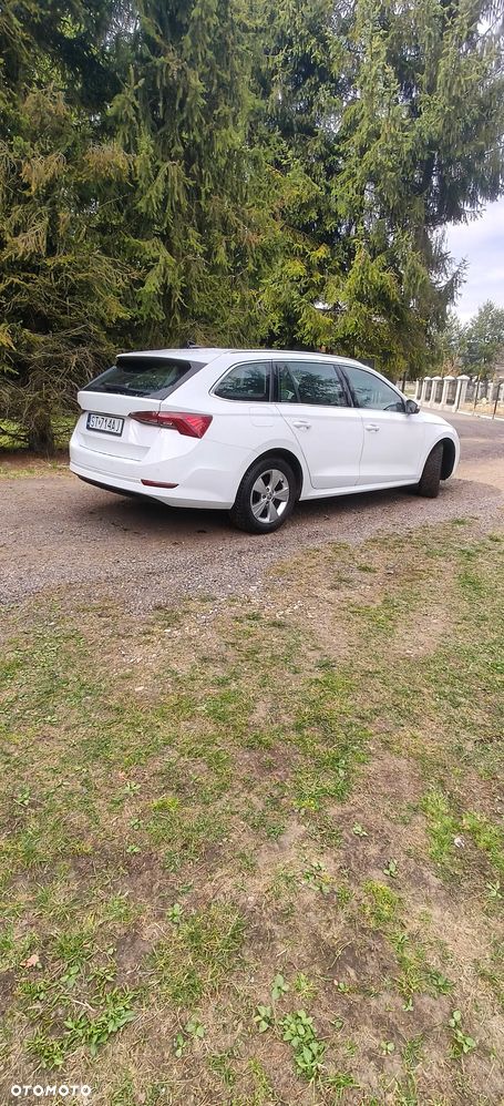 Skoda Octavia 2.0 TDI DSG Selection Plus - 4