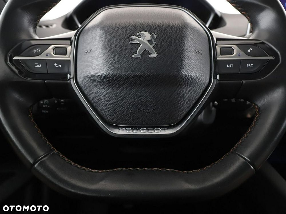 Peugeot 3008 1.2 PureTech Active Pack S&S - 21