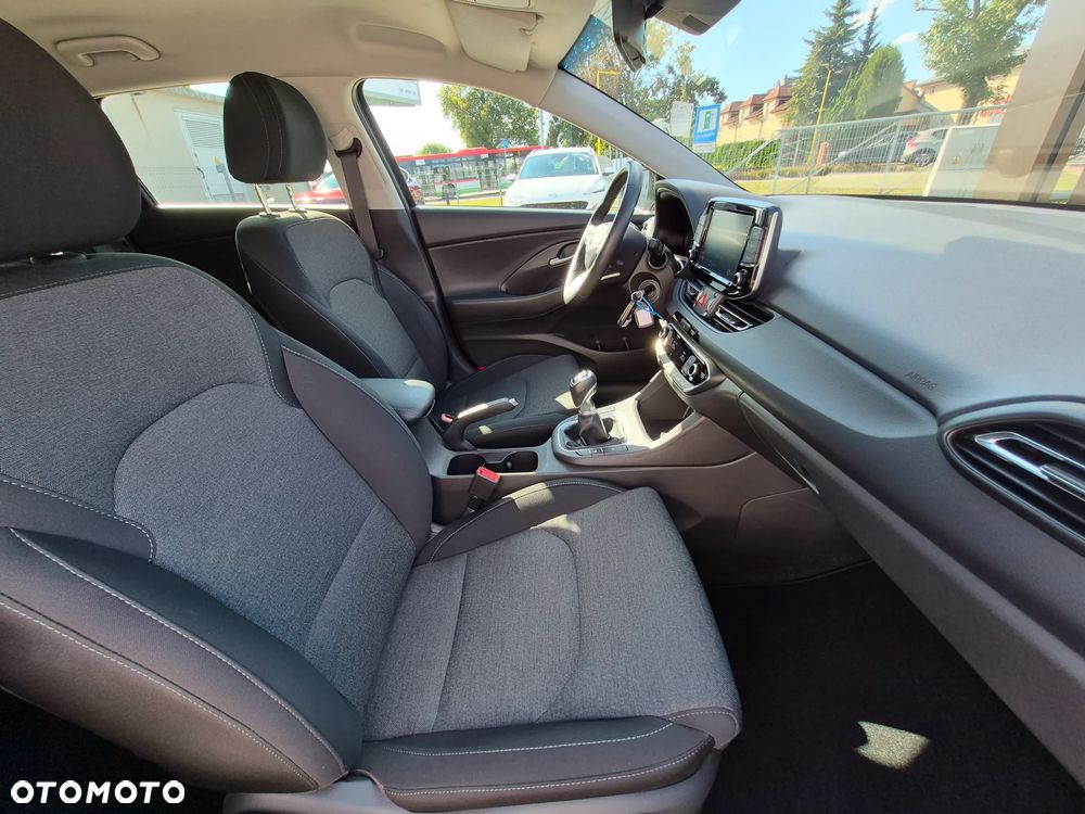 Hyundai i30 1.5 T-GDI 48V Smart - 15