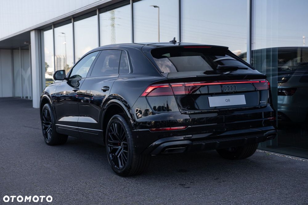 Audi Q8 - 4