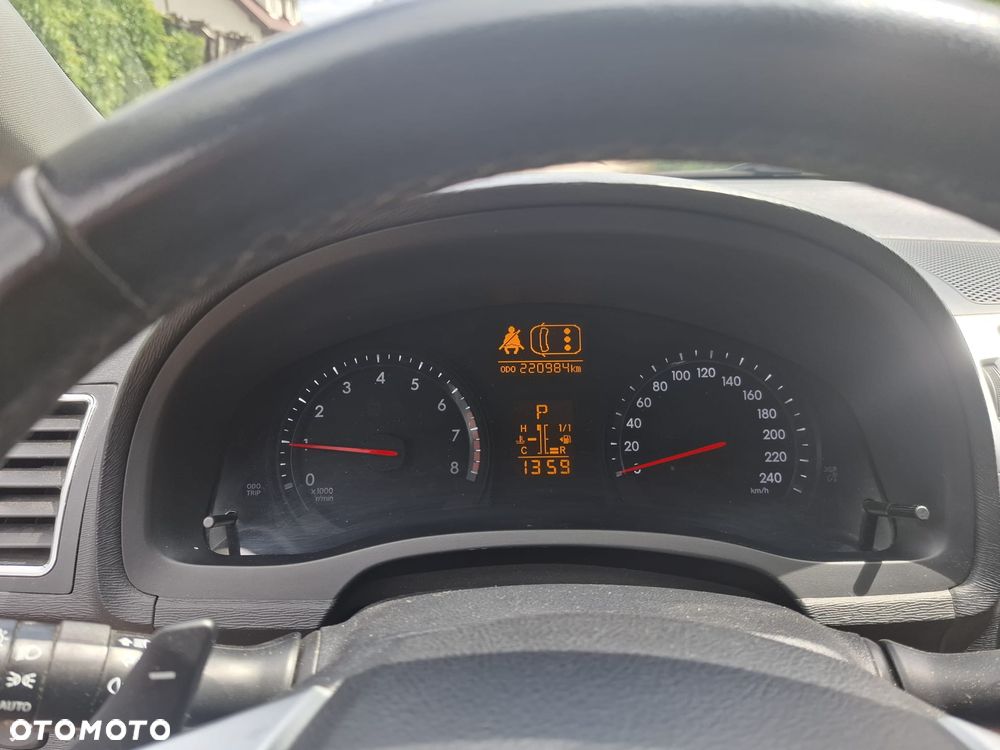 Toyota Avensis Touring Sports 1.8 Multidrive S Business Edition - 10