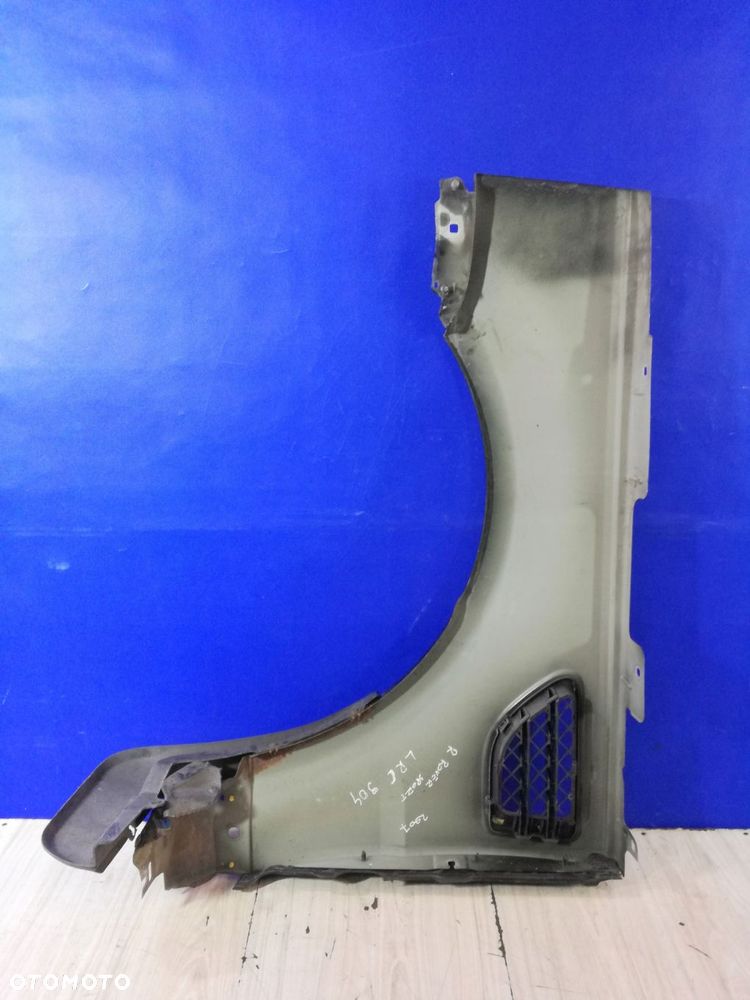 land rover range sport l320 05/09 błotnik prawy przód lrc904 - 5