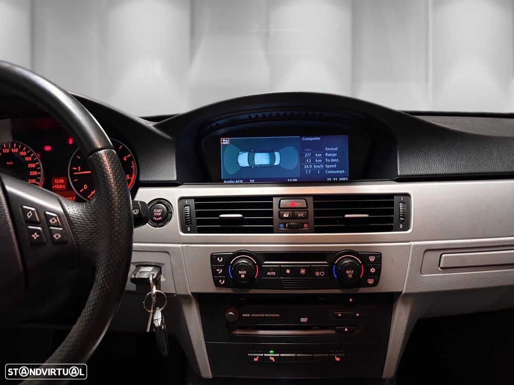 BMW 320 d DPF Edition Fleet Sport - 7