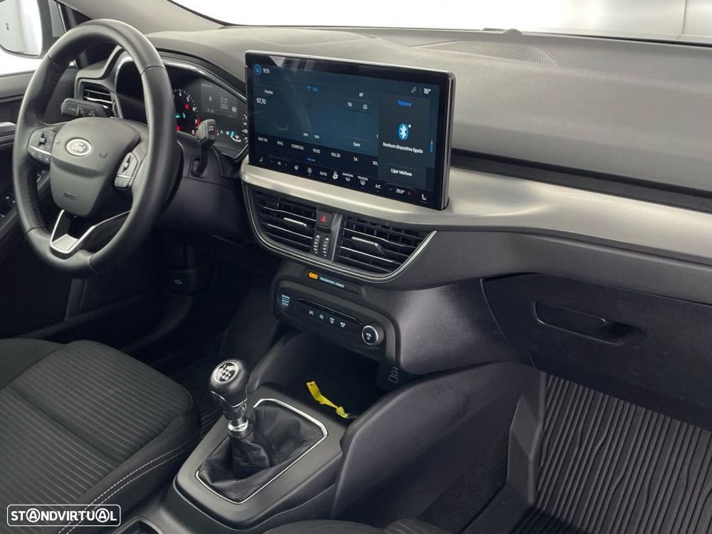 Ford Focus SW 1.0 EcoBoost Titanium - 24