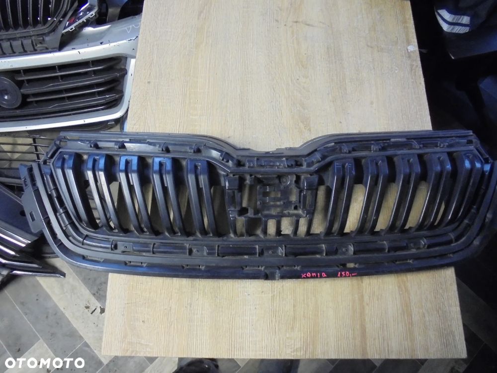 SKODA KAMIQ GRILL - 1