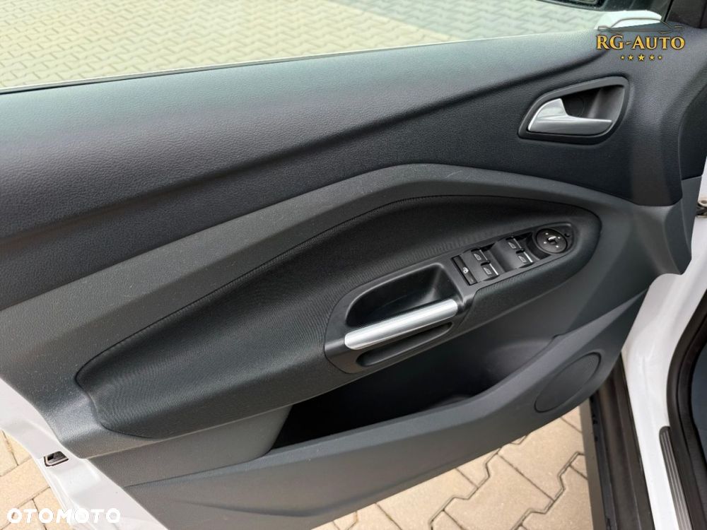 Ford C-MAX - 26